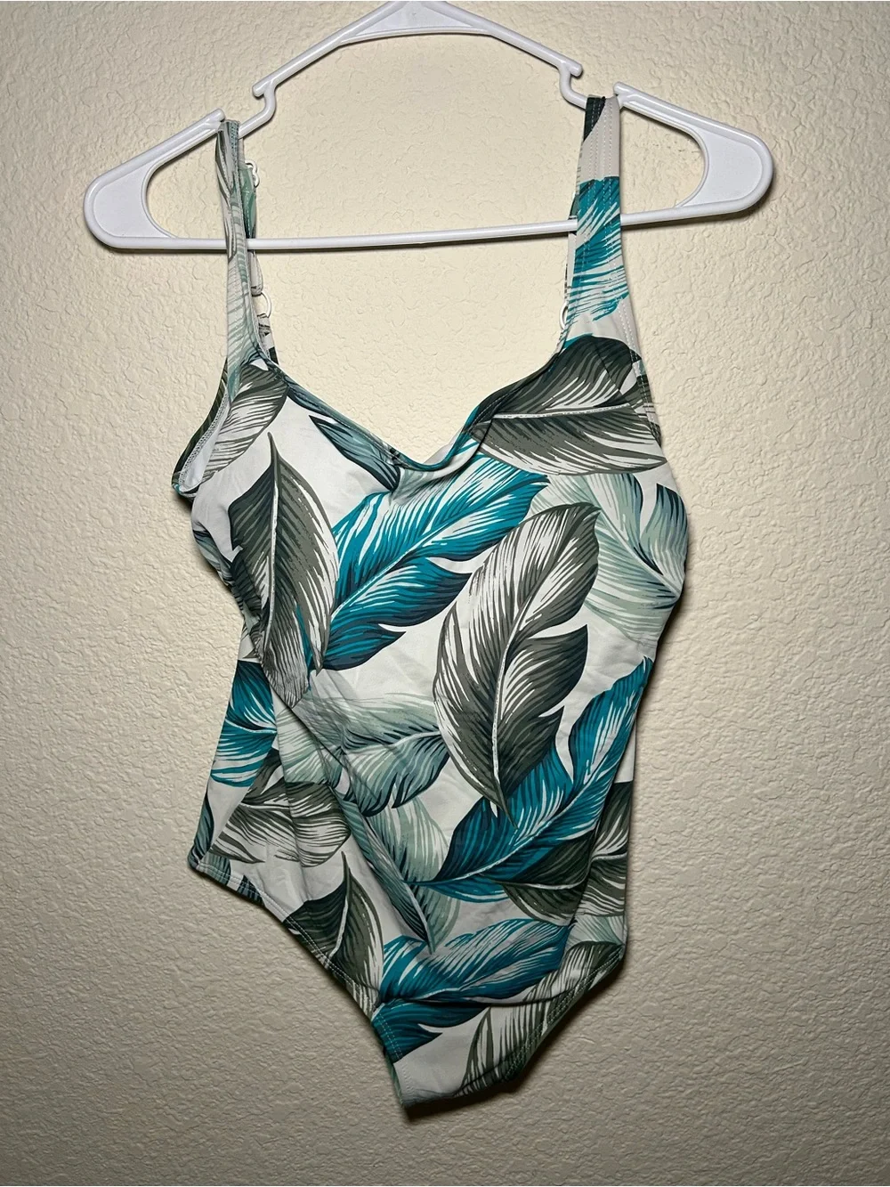 Free Women’s Teal Leaf Print One-Piece Swimsuit Large Beach Lake Resort Swim